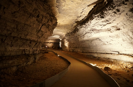 Discovering the Depths: Top 5 Spectacular Caves in U.S. National Parks