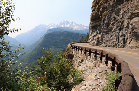 Top Scenic Drives in U.S. National Parks: A Journey Through America’s Natural Wonders