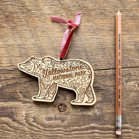 Yellowstone Grizzly Bear Ornament - US Park Pass